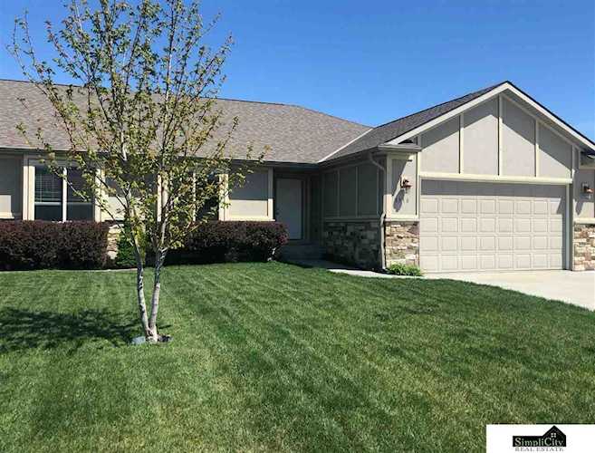 1310 Autumn Rd Hickman, NE 68372
