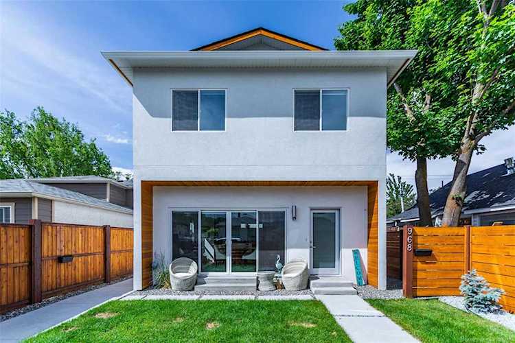 968 Fuller Avenue Kelowna, BC V1Y6X4