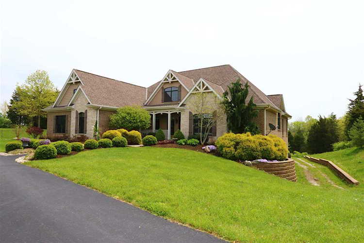 6703 Shadowlawn Dr Alexandria, KY 41001