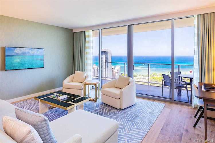 383 Kalaimoku Street #3502 Honolulu, HI 96815