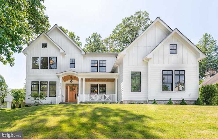 3516 Valley St Arlington, VA 22207 | MLS ® VAAR152354 Photo 1