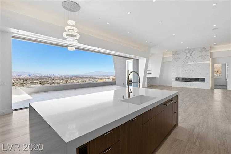 665 Tranquil Rim Ct Henderson, NV 89012