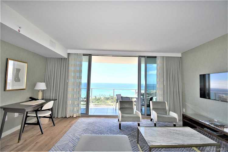 383 Kalaimoku Street #3505 Honolulu, HI 96815