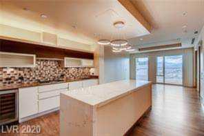 3750 Las Vegas Blvd #2409 Las Vegas, NV 89158