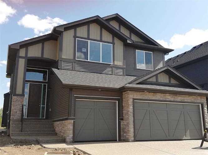 205 Aspenmere Way Chestermere, AB T1X 0Y2