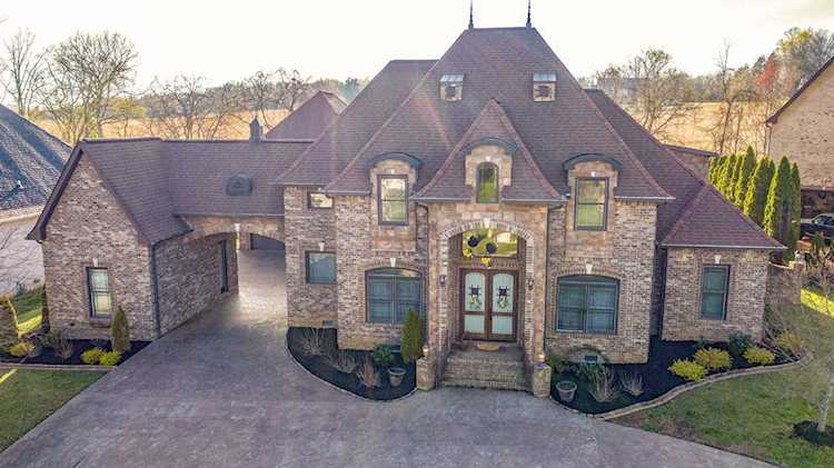 2007 Lynnhaven Ct Mount Juliet, TN 37122