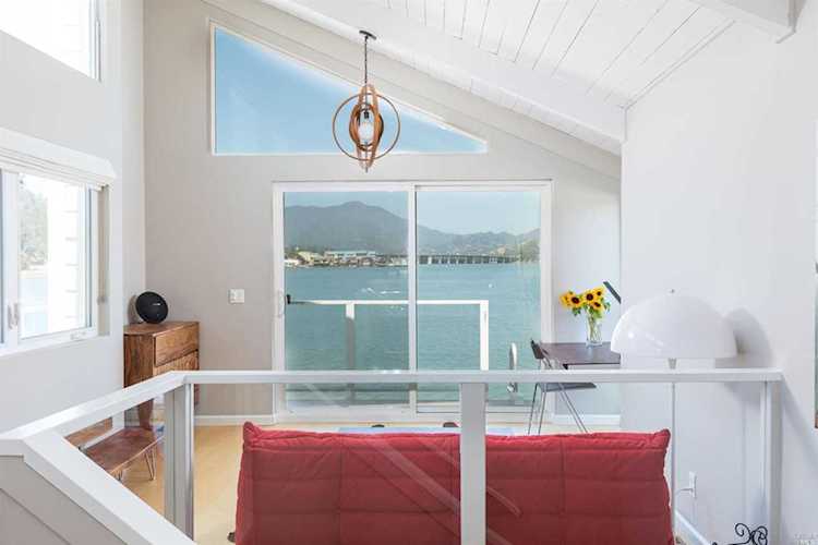 17 Gate 6 1/2 Road Sausalito, CA 94965
