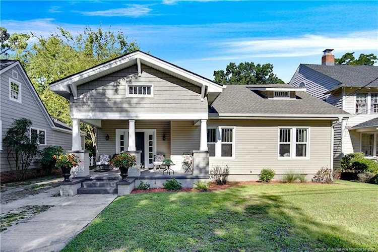 303 Oakridge Ave Fayetteville, NC 28305 | MLS 610977 Photo 1