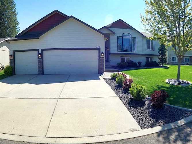 712 E Bonnie Lynn Ln Colbert, WA 99005 | MLS 202015177 Photo 1