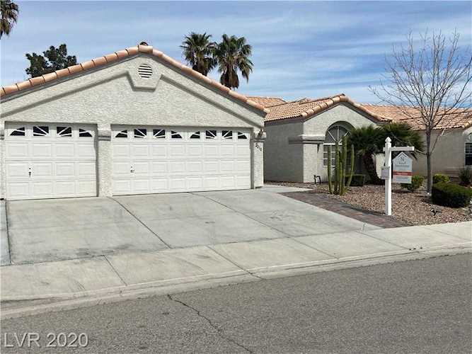 2210 Akamine Ave Las Vegas, NV 89031