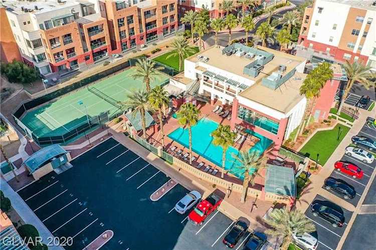 75 Agate Ave #305 Las Vegas, NV 89123