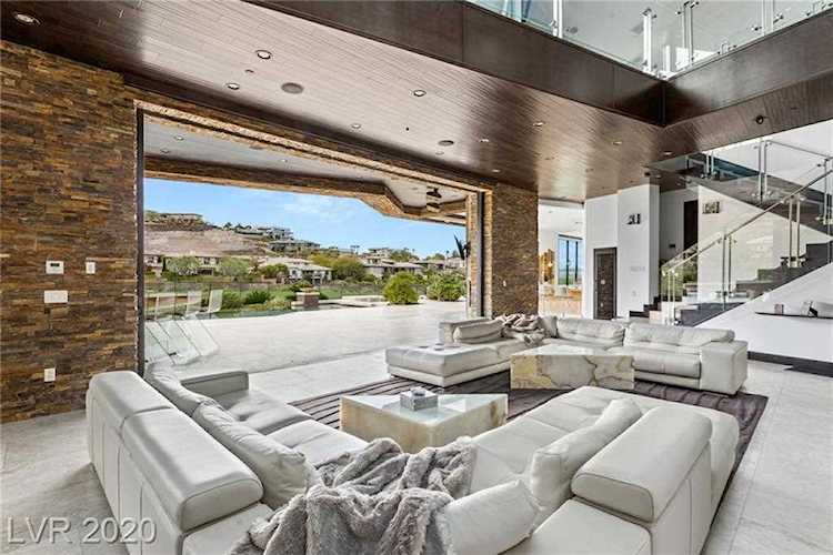 569 Lairmont Place Henderson, NV 89012