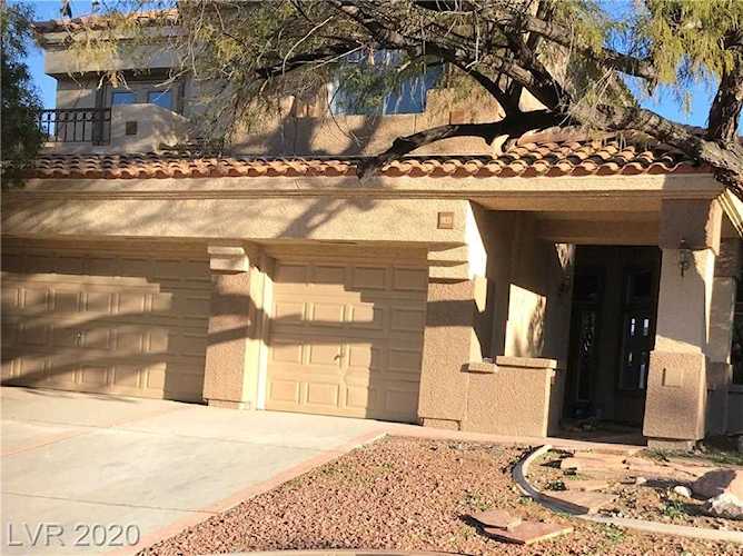 1833 Indian Bend Henderson, NV 89074