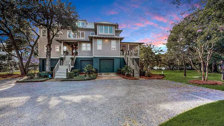 625 Hall Rd Awendaw, SC 29429