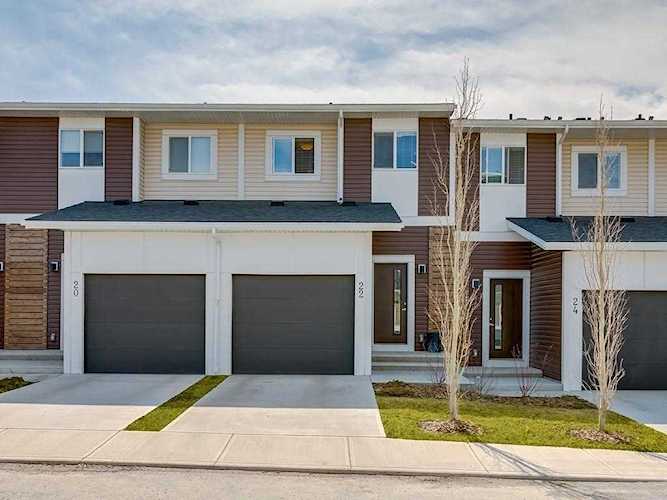 22 Walden Lane SE Calgary, AB T2X 2A7