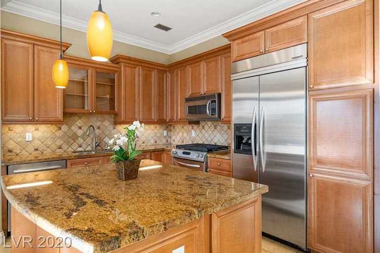 30 Via Vasari #103 Henderson, NV 89011
