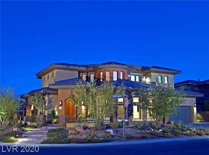 73 Meadowhawk Las Vegas, NV 89135