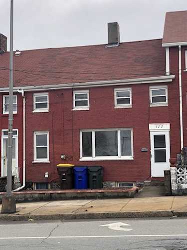 122 Broadway Fall River, MA 02721