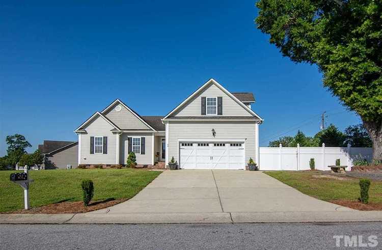 32 Wilson Creek Drive Benson, NC 27504