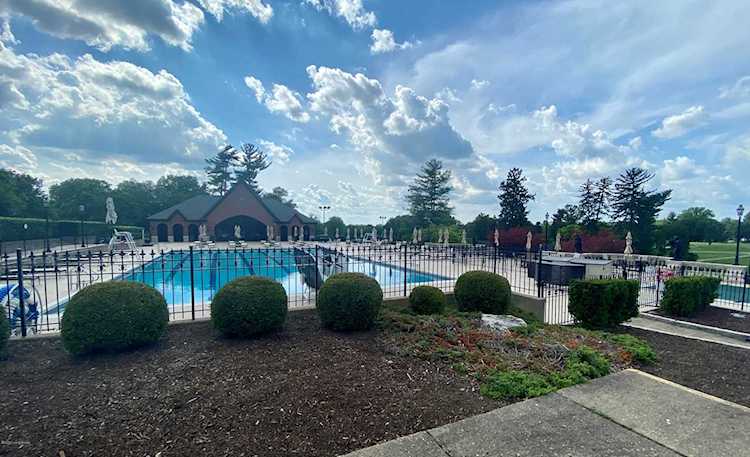 Car Lots In Louisville Ky >> 8916 Cromwell Hill Rd Louisville KY 40222 | MLS#1558151 Car Lots In Louisville Ky >> 8916 Cromwell Hill Rd Louisville KY 40222 | MLS#1558151
