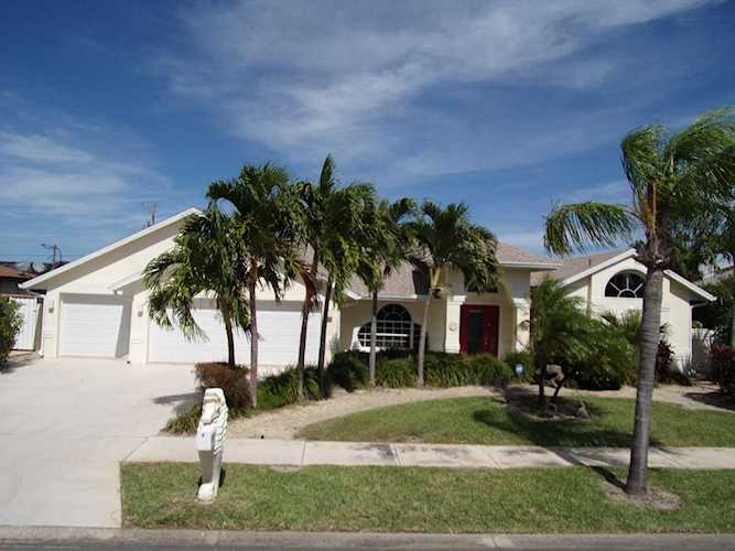 785 Poinsetta Drive Satellite Beach, FL 32937