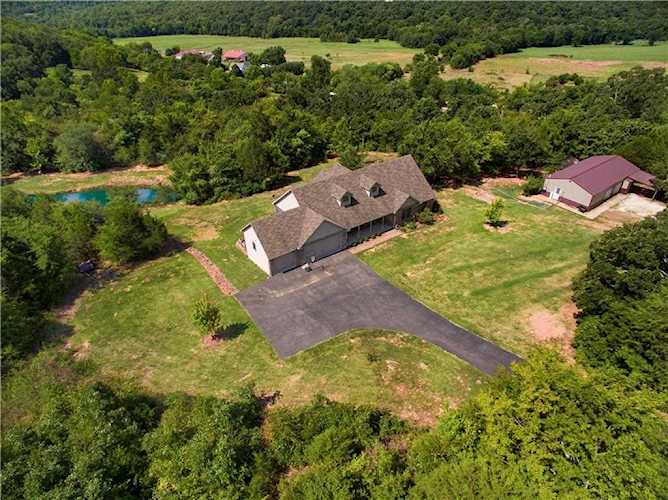 12533 Hogeye Rd Prairie Grove, AR 72753