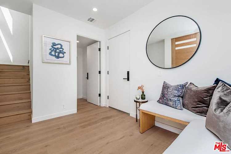 1440 N Curson Avenue #5 Los Angeles, CA 90046