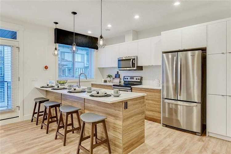 230 Seton Passage SE #33 Calgary, AB T3M 3A7