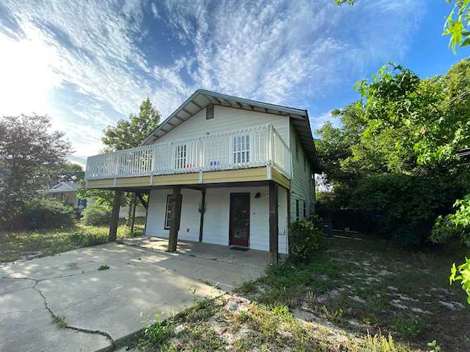 22322 Lakeview Ln Panama City Beach, FL 32413
