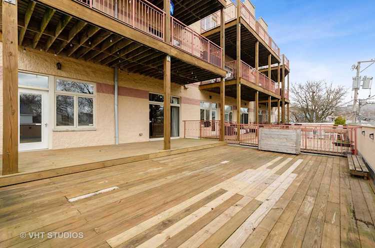 5067 N Lincoln Ave #204 Chicago, IL 60625