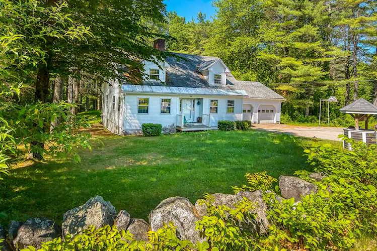 61 Middleton Rd Wolfeboro, NH 03894