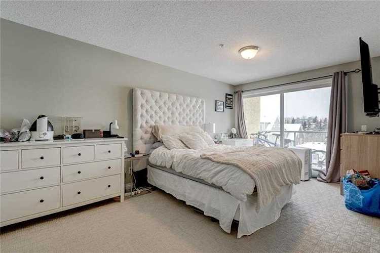 1631 28 Avenue SW #203 Calgary, AB T2T 1J5