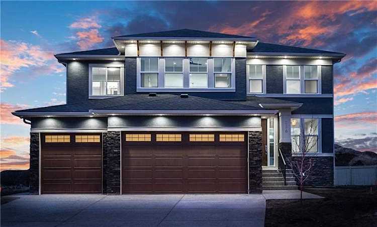 236 Aspenmere Way Chestermere, AB T1X 0Y2