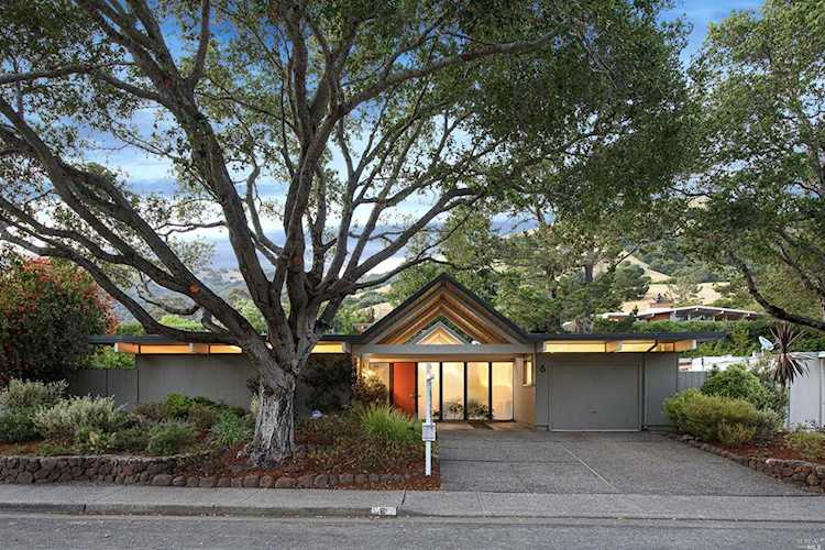6 Mount Whitney Drive San Rafael, CA 94903