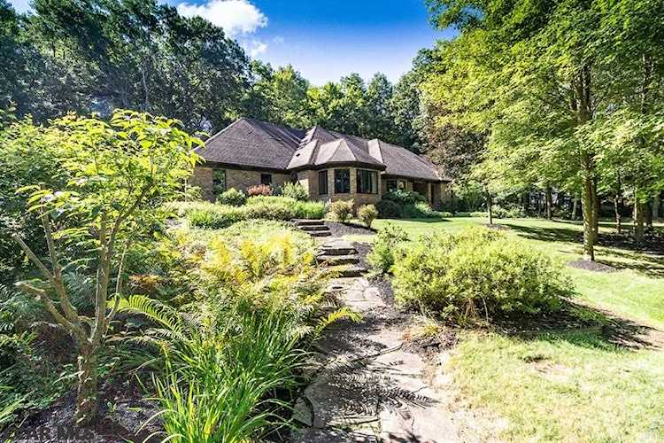 251 Montauk Circle Port Matilda, PA 16870