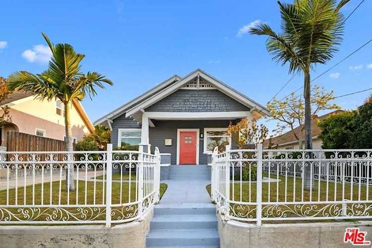 4411 Clayton Avenue Los Angeles, CA 90027