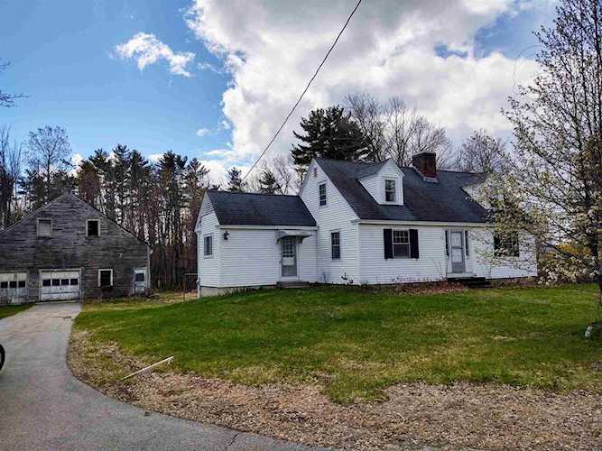 11 Goodrich Rd Wolfeboro, NH 03894