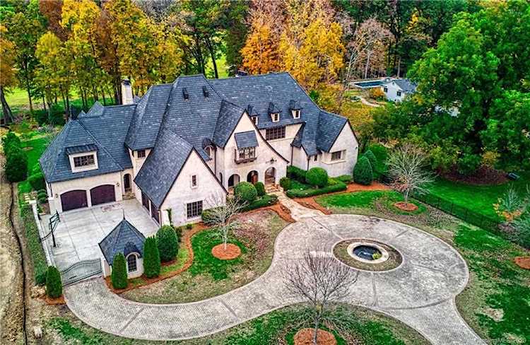 2104 Woodhaven Rd Charlotte, NC 28211