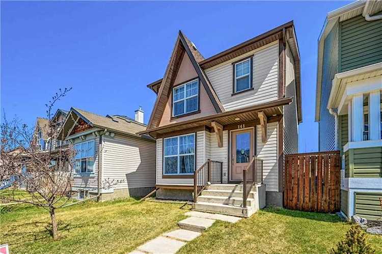 141 New Brighton Green SE Calgary, AB T2Z 0J9