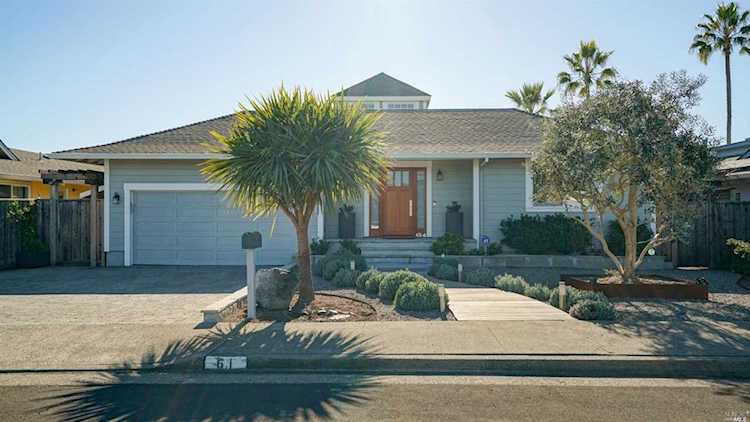 61 Calypso Shores Shore Novato, CA 94949