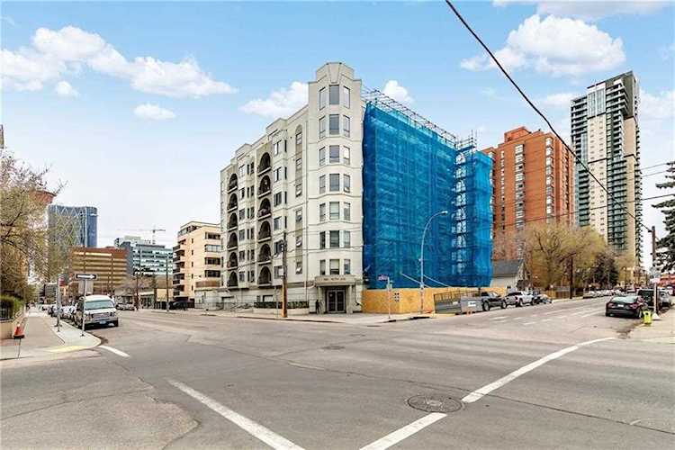 108 15 Avenue SE #303 Calgary, AB T2G 5R9
