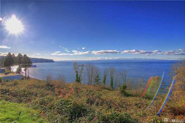 15604 75th Place W Edmonds, WA 98026