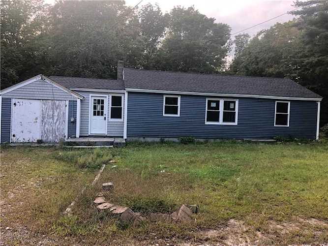 41 Mount Hygeia Rd Foster, RI 02825