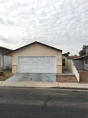 2306 Maverick St Las Vegas, NV 89108