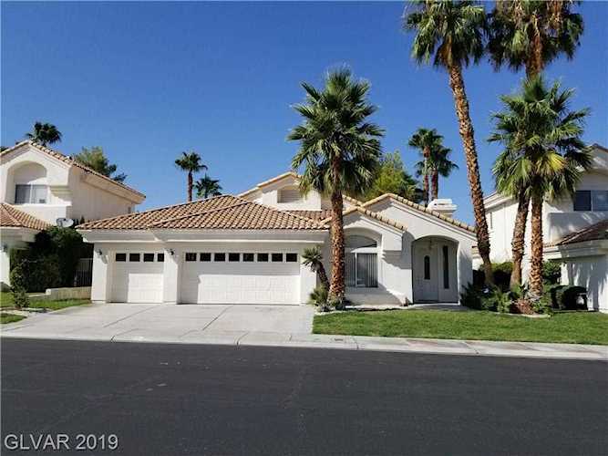8104 Bay Harbor Dr Las Vegas, NV 89128