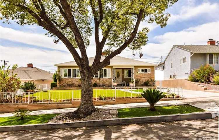 713 Groton Drive Burbank, CA 91504