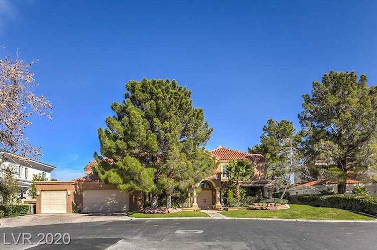 2936 Coast Line Ct Las Vegas, NV 89117