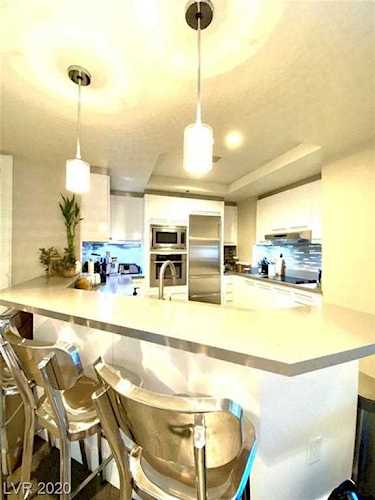 2700 Las Vegas Blvd #2303 Las Vegas, NV 89109