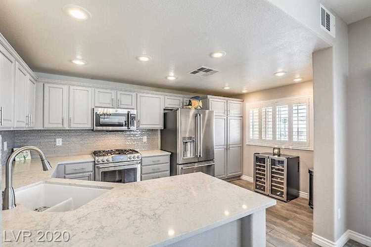11865 Tevare #2080 Las Vegas, NV 89138