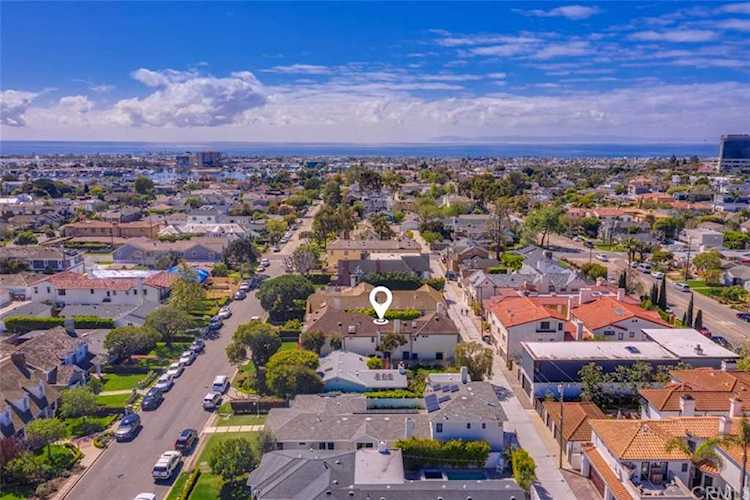 521 San Bernardino Avenue Newport Beach, CA 92663